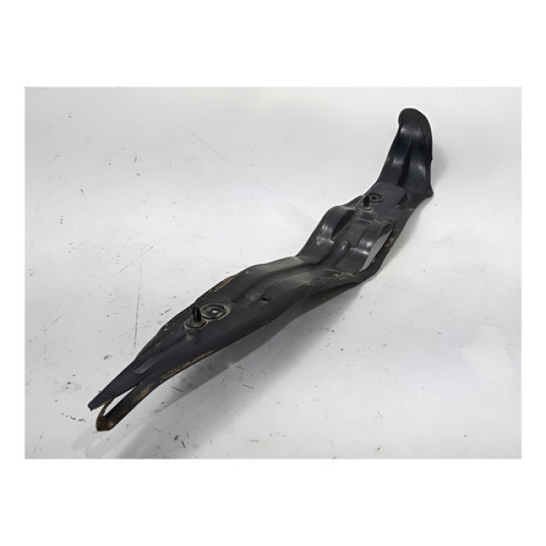 Moldura Int. Direita Para-lama C4 Lounge ~detalhe Cx011