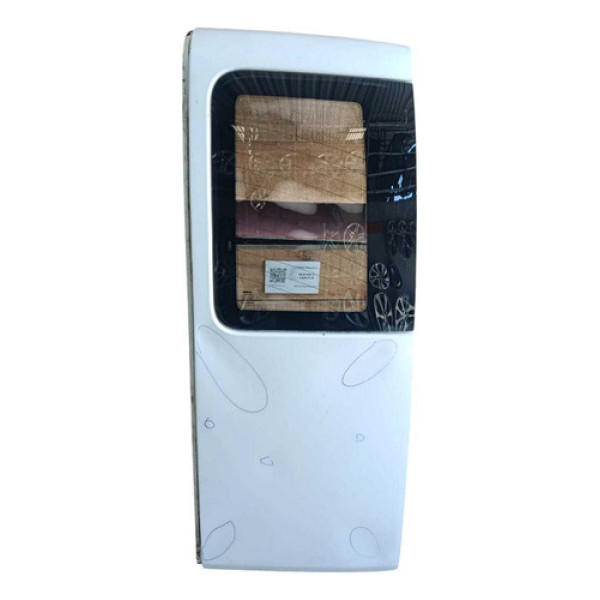 Porta Traseira Direita Doblo 2005 ~detalhe