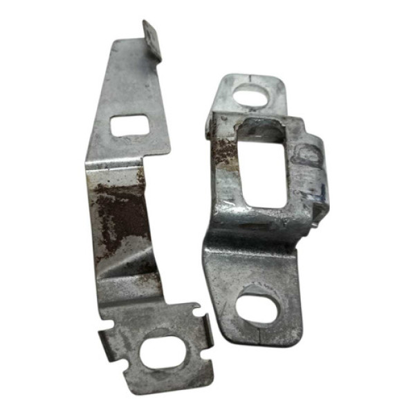 Trinco Batente Trava Direita Tampa Traseira Courier 2005 Prateada