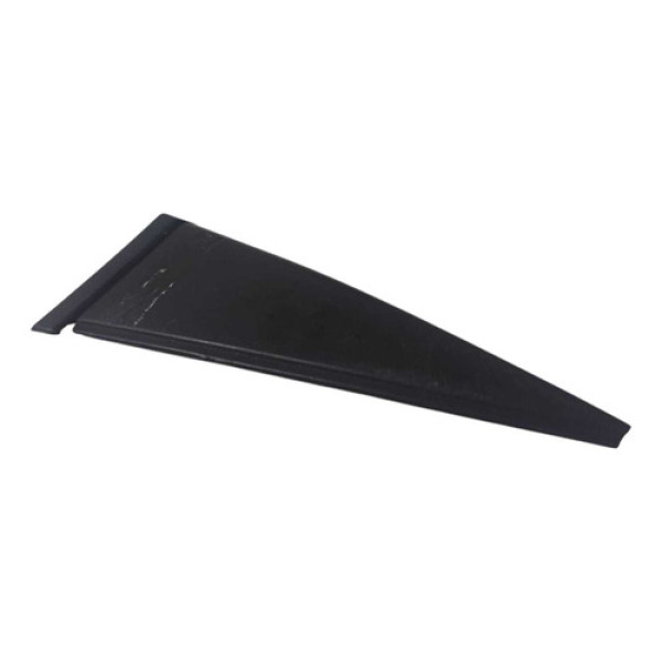 Acabamento Externo Coluna Porta Tras Direit Corsa Hatch 1998