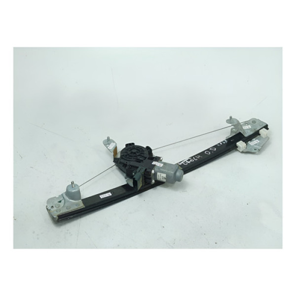 Maquina Vidro Dianteira Direita Oroch 2020 Cx090