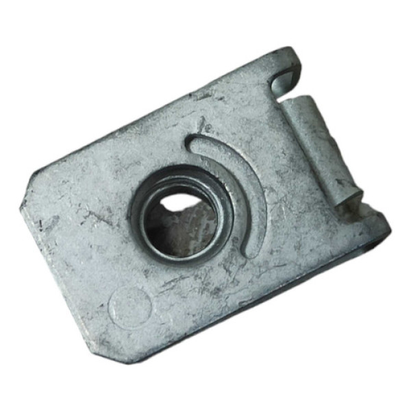 Presilha Capô Fiat Mobi Strada Toro 2016 À 2021 Cx253