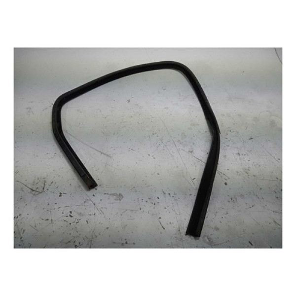 Borracha Guia Vidro Porta Tras Direita Fiesta 03 À 14 Cx148