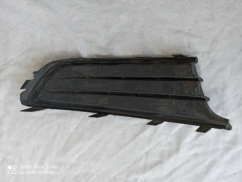 Grade Farol De Milha Gol/ Voyage G6 Original Lado Esq Cx141 Preto Esquerdo